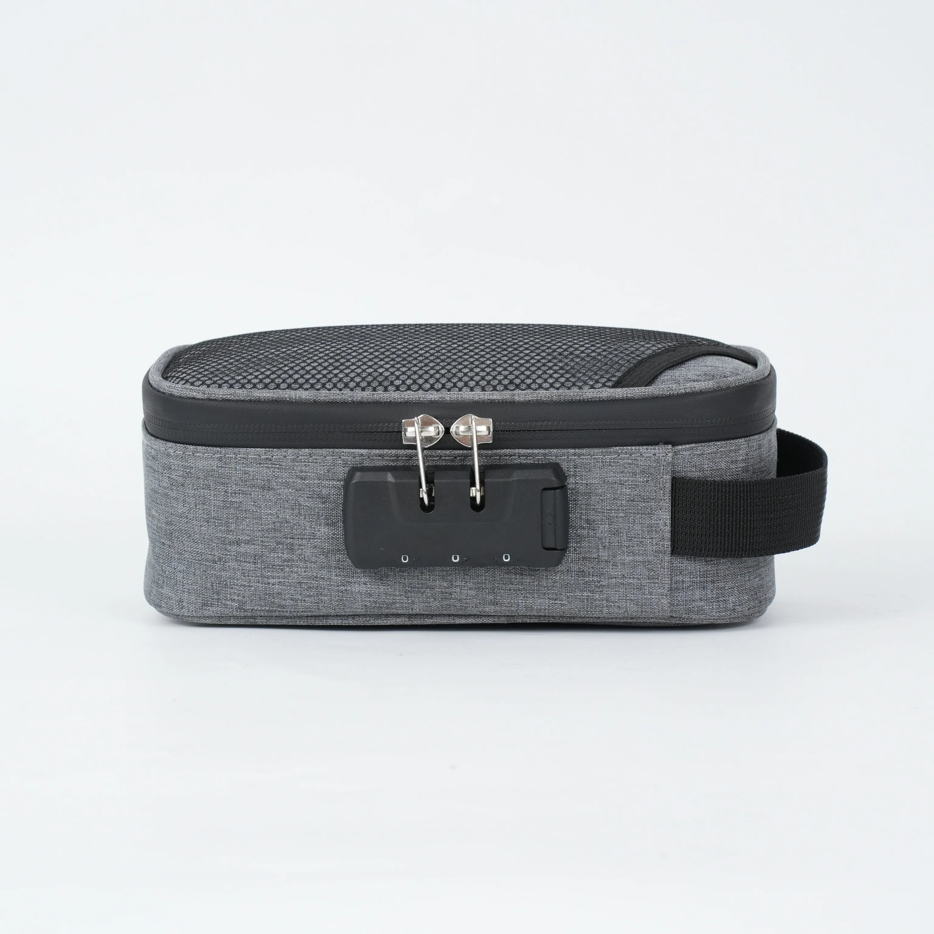 Alyssa | Elegant and functional cosmetic bag