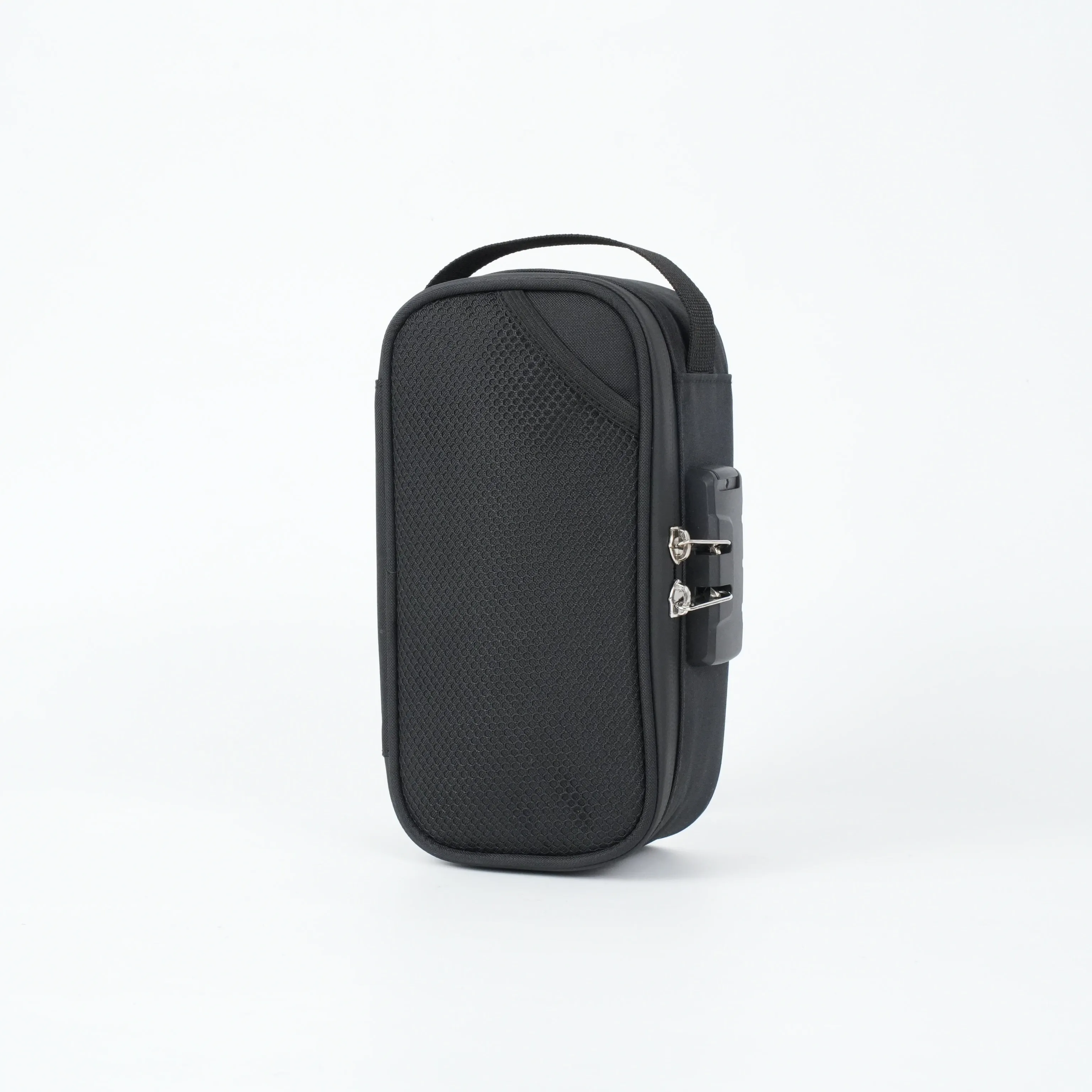 Alyssa | Elegant and functional cosmetic bag