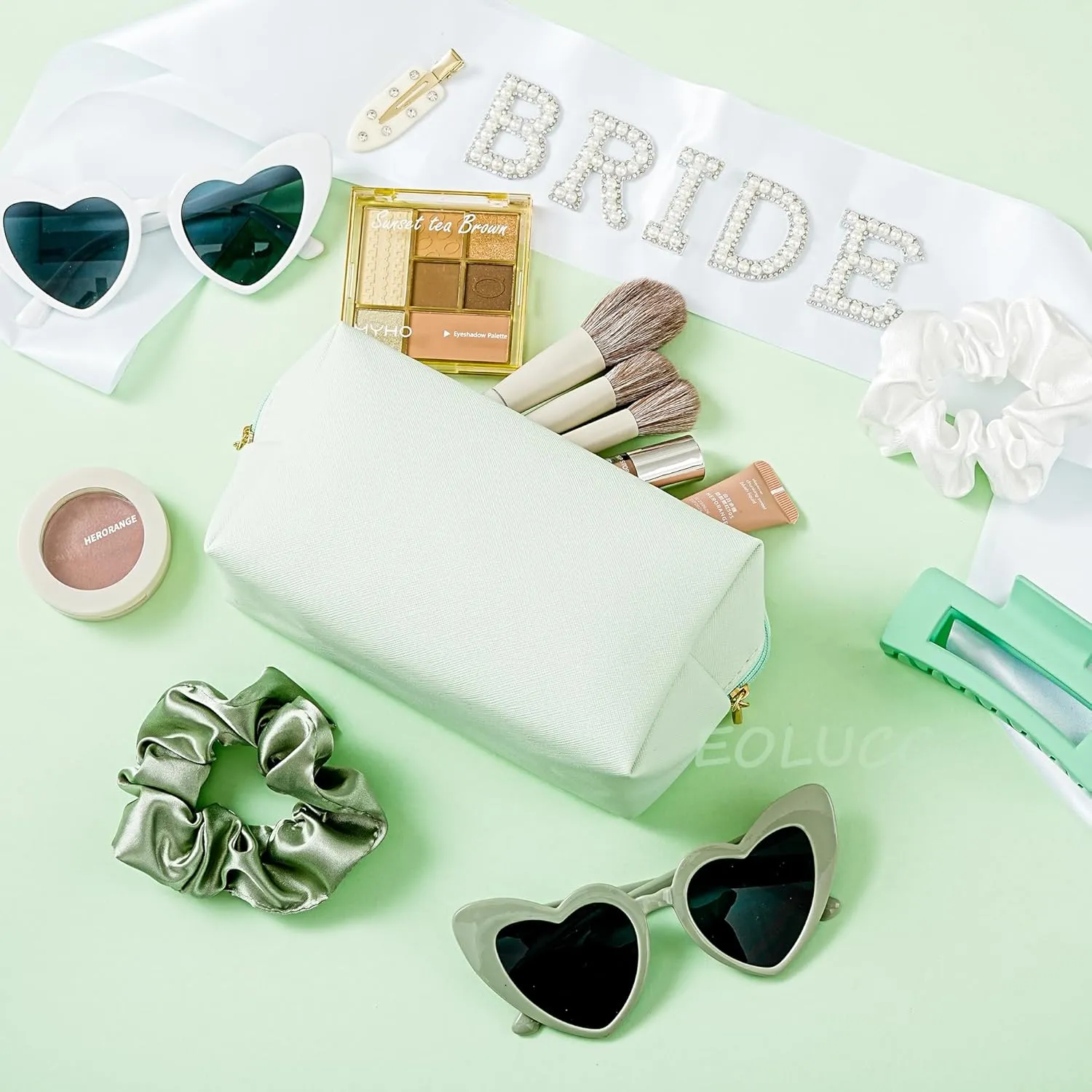 Bridesmaid Proposal Gifts Letter Cosmetic makeup bag bulk for Wedding Party Favors Bachelorette party decorations Makeup Pouch Birthday Toiletry Organizer Bag Makeup Case Gift (Light Green)