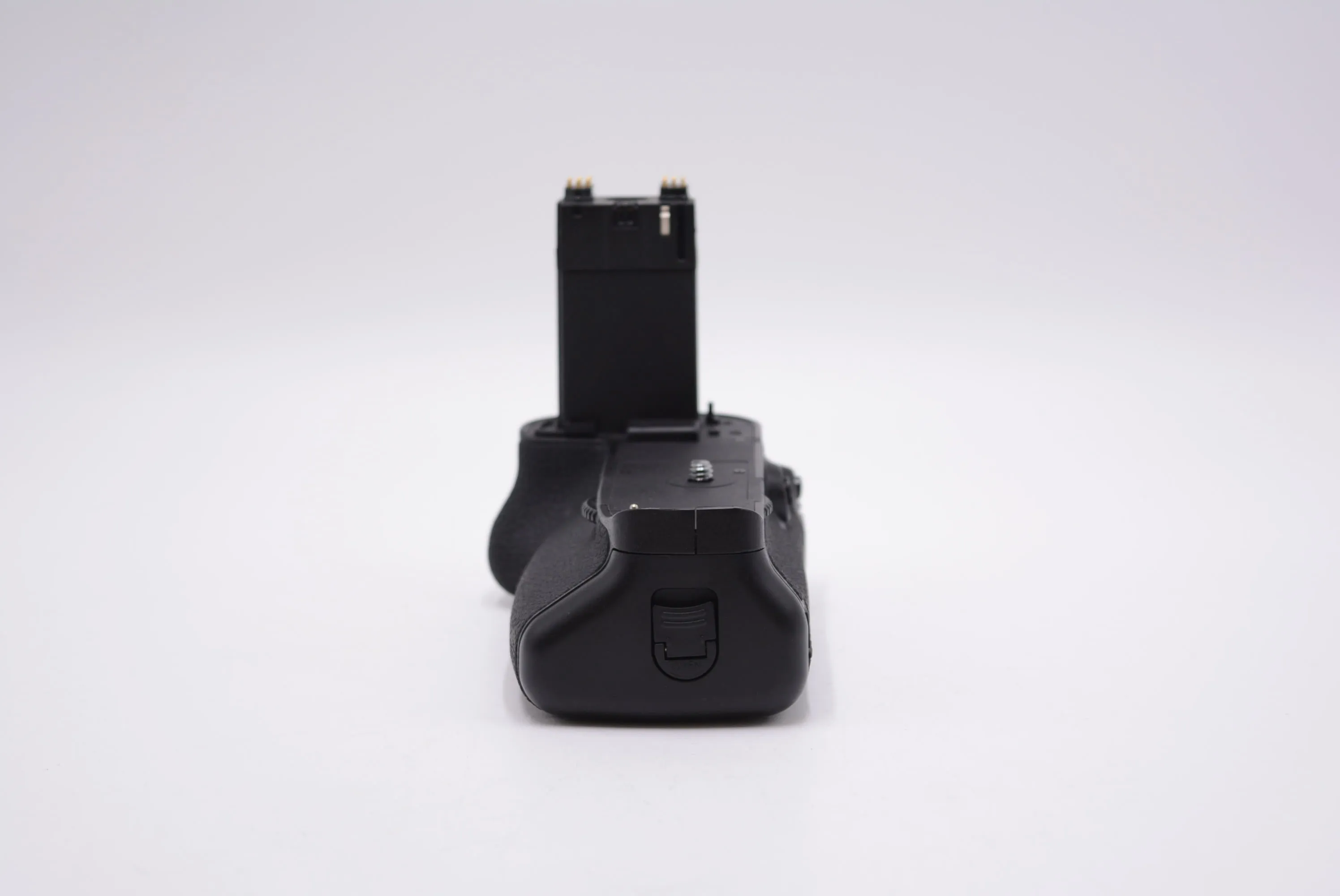 Canon EOS5DIV/BG1J/02756 EOS 5D Mark IV   SwissPro BG-1J Grip, Used