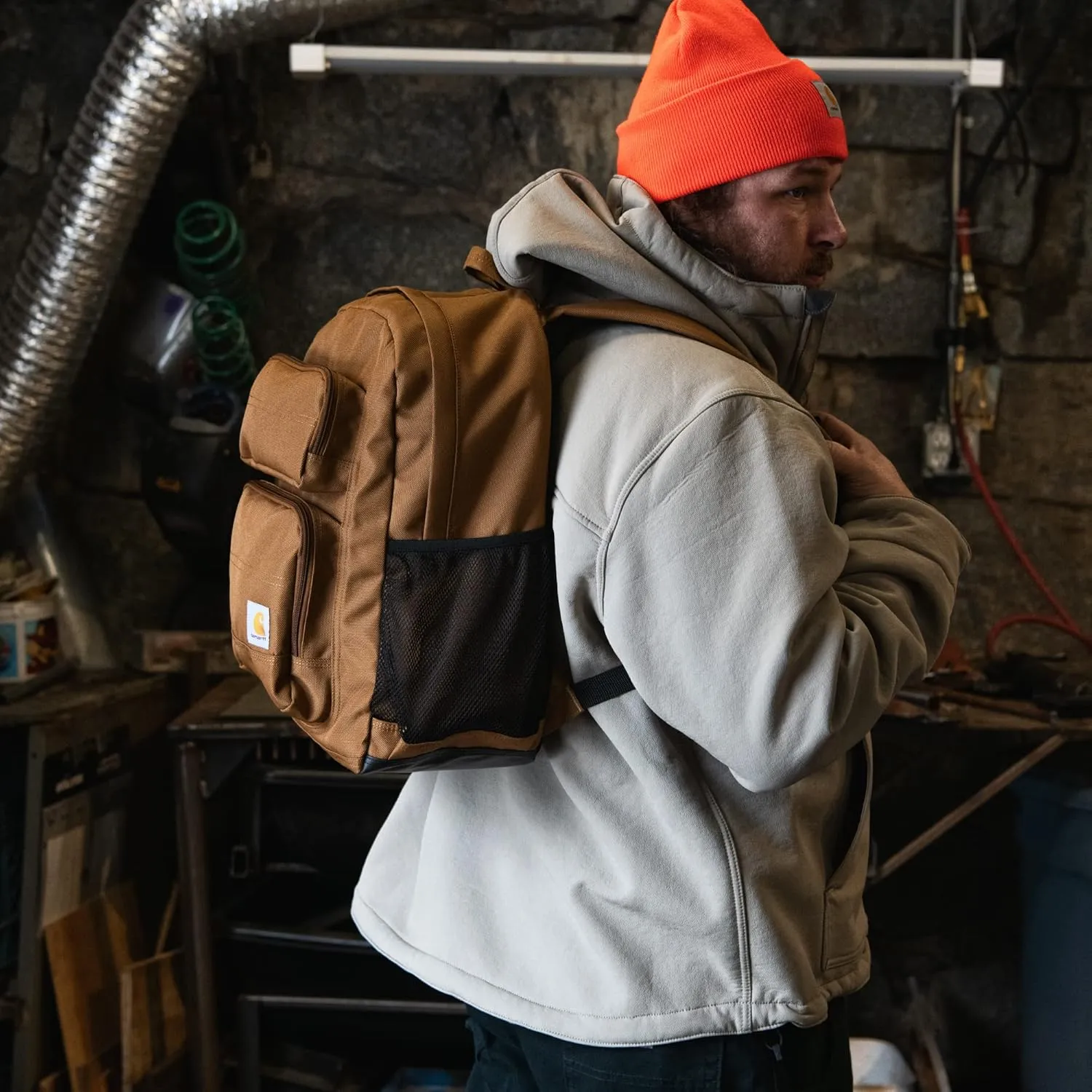 Carhartt Single-Compartment, Durable Pack with Laptop Sleeve and Duravax Abrasion Resistant Base, 27L Classic Backpack (Black), One Size