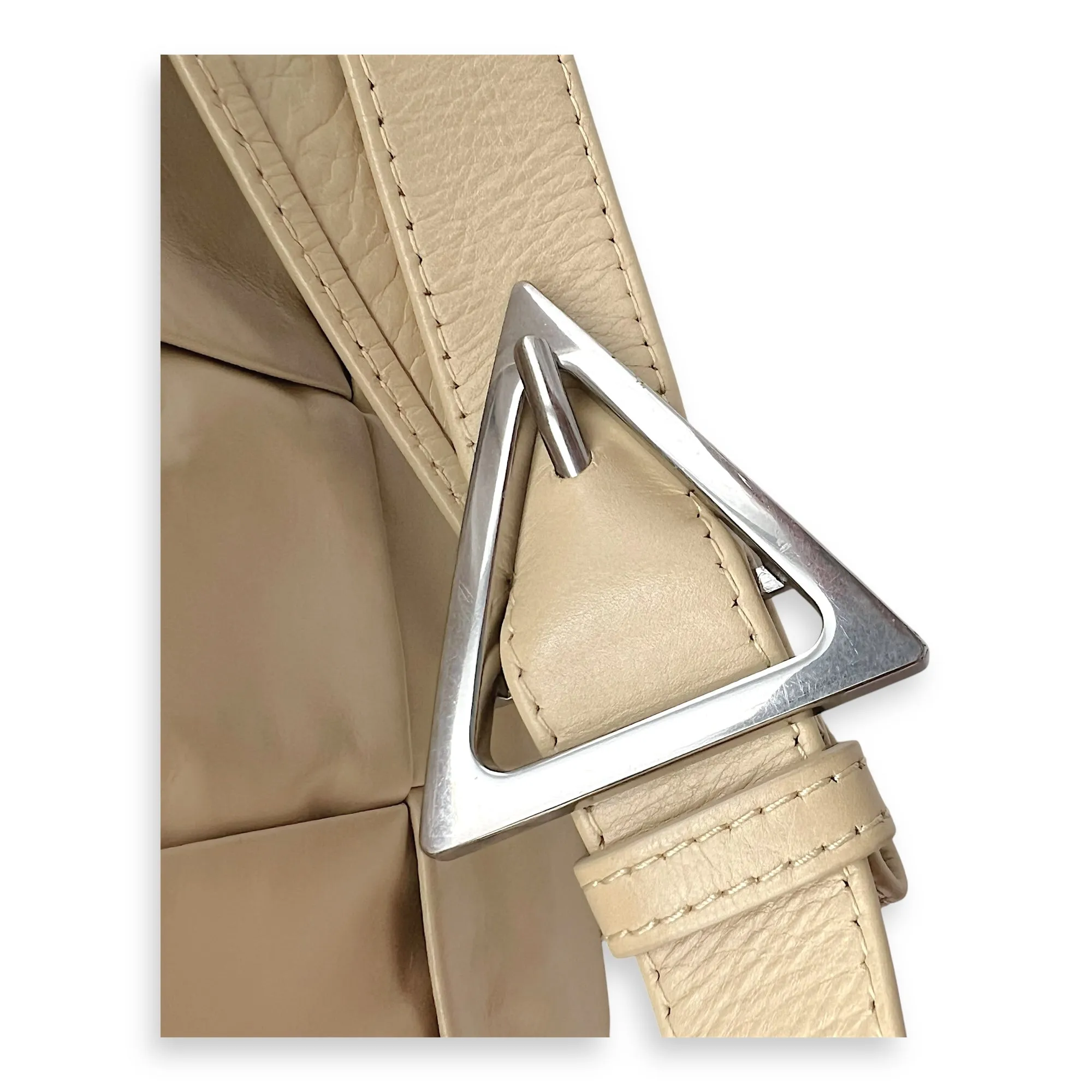Cassette Crossbody Bag Beige in Calfskin, Silver hardware