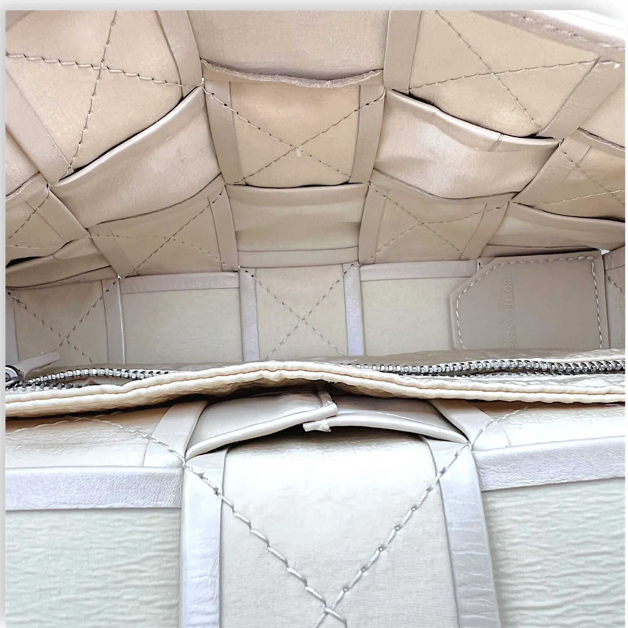 Cassette Crossbody Bag Beige in Calfskin, Silver hardware