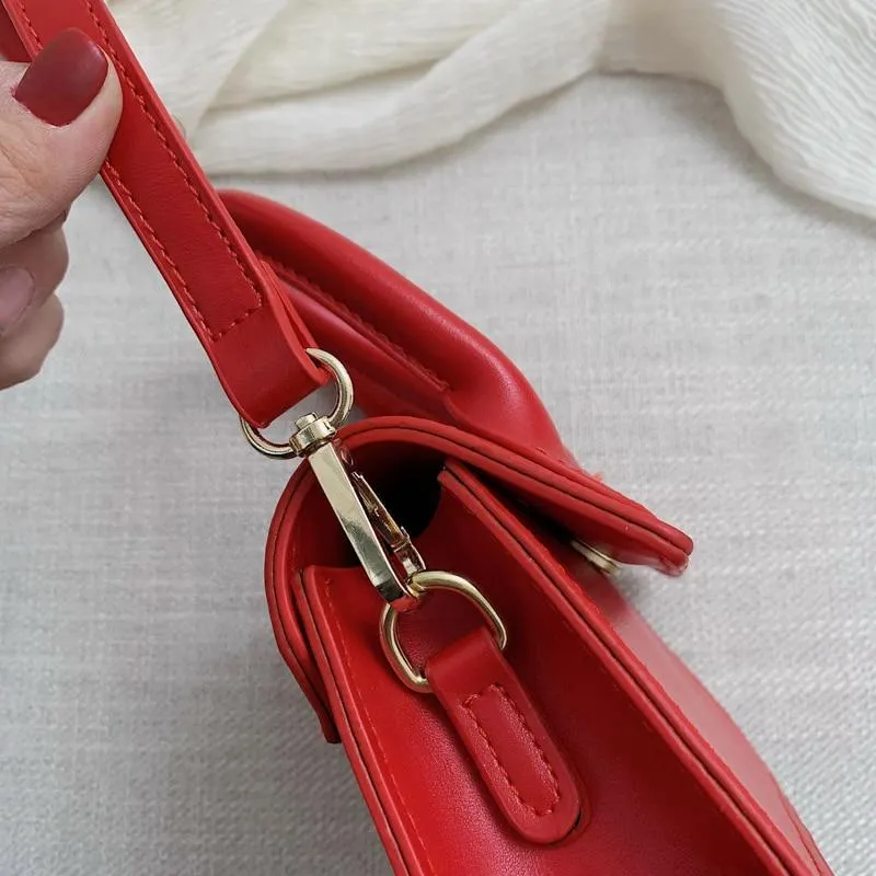 CLAIRE Crossbody