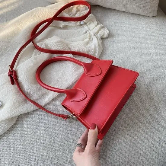 CLAIRE Crossbody