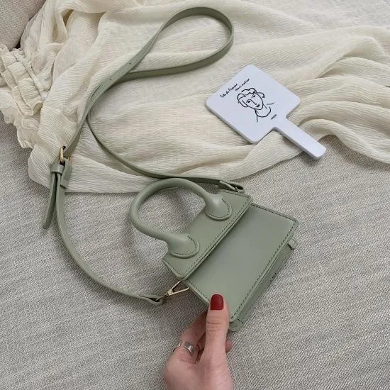 CLAIRE Crossbody
