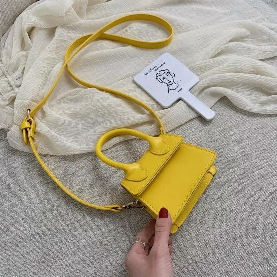 CLAIRE Crossbody