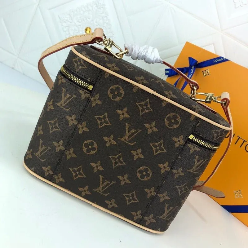 COSMETIC BAG - Global delivery TOILETRY NICE POUCH BB Price comparison ESMEE