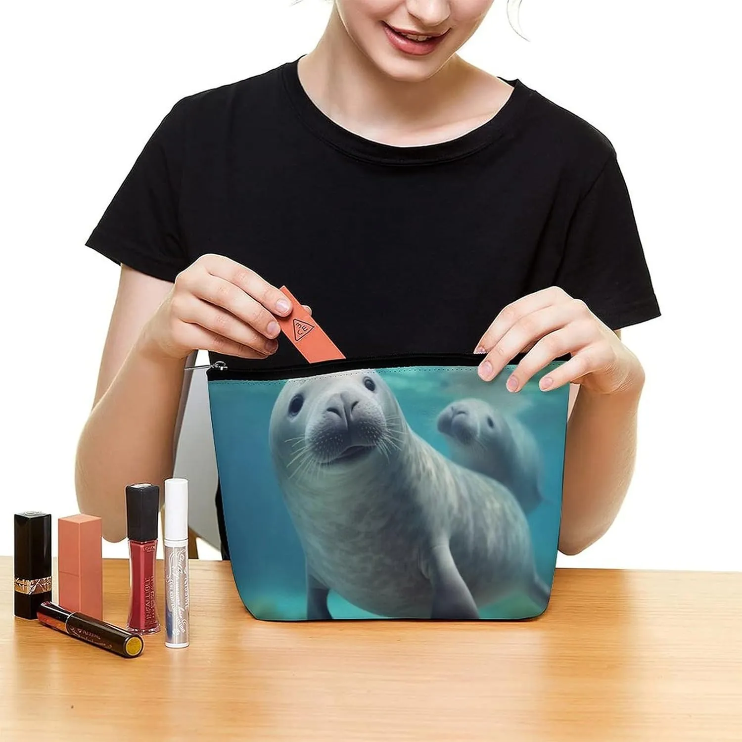 Cosmetic Bag Travel Makeup Bag Waterproof Toiletry Bag Cute Sea Animal Makeup Organizer Case Portable Toiletry Pouch Large Capacity Zipper Pouch for Women Men