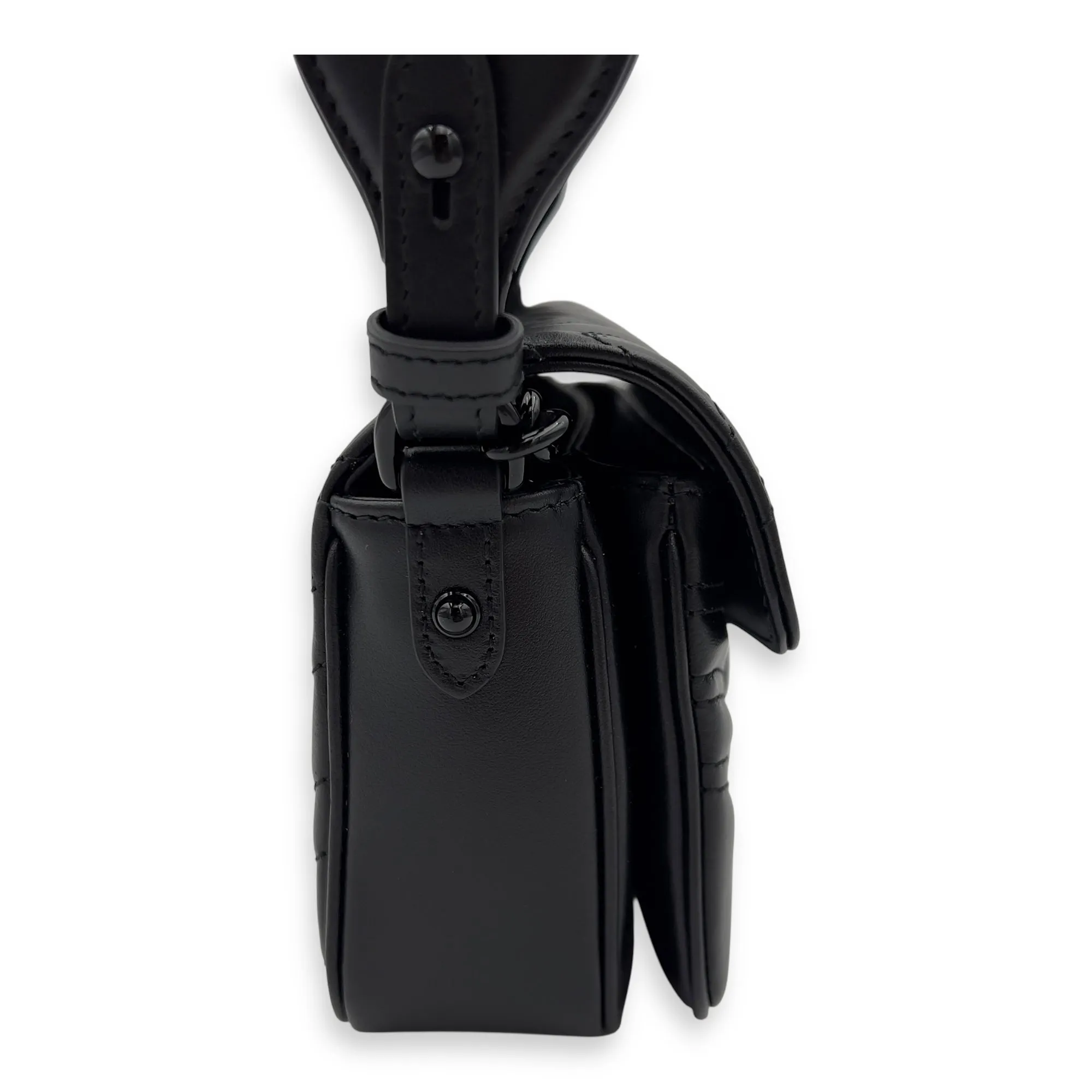 GG Marmont Crossbody Bag Black in Calfskin, black hardware