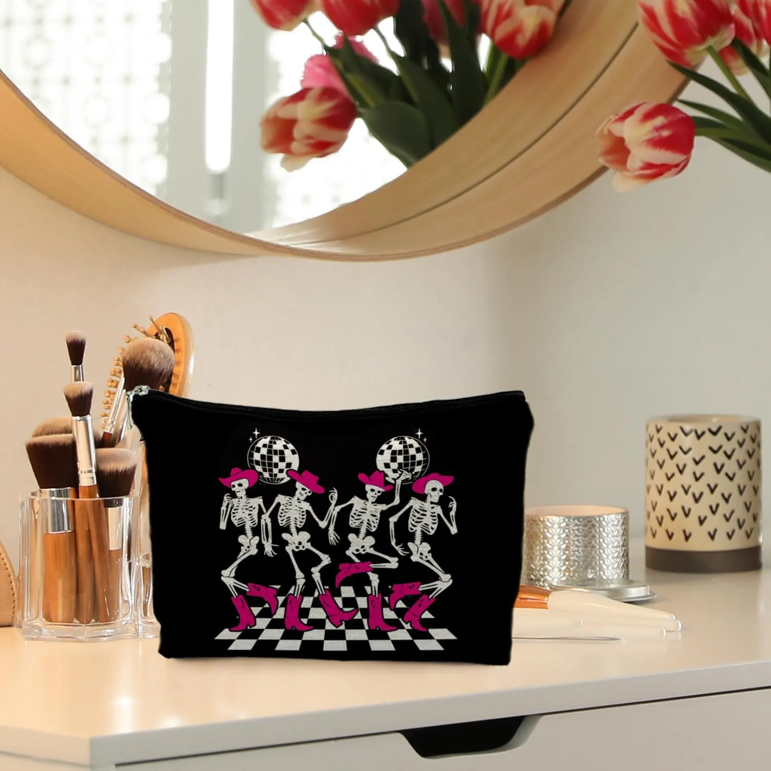 Gothic Dancing Skeleton Cowboy Makeup Bag, Western Goth Skull Cosmetic Bags for Women, Trendy Retro Black and White Checkered Makeup Pouch Zipper Pouch