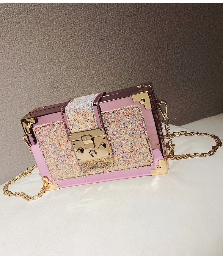 Gradient clutch bag