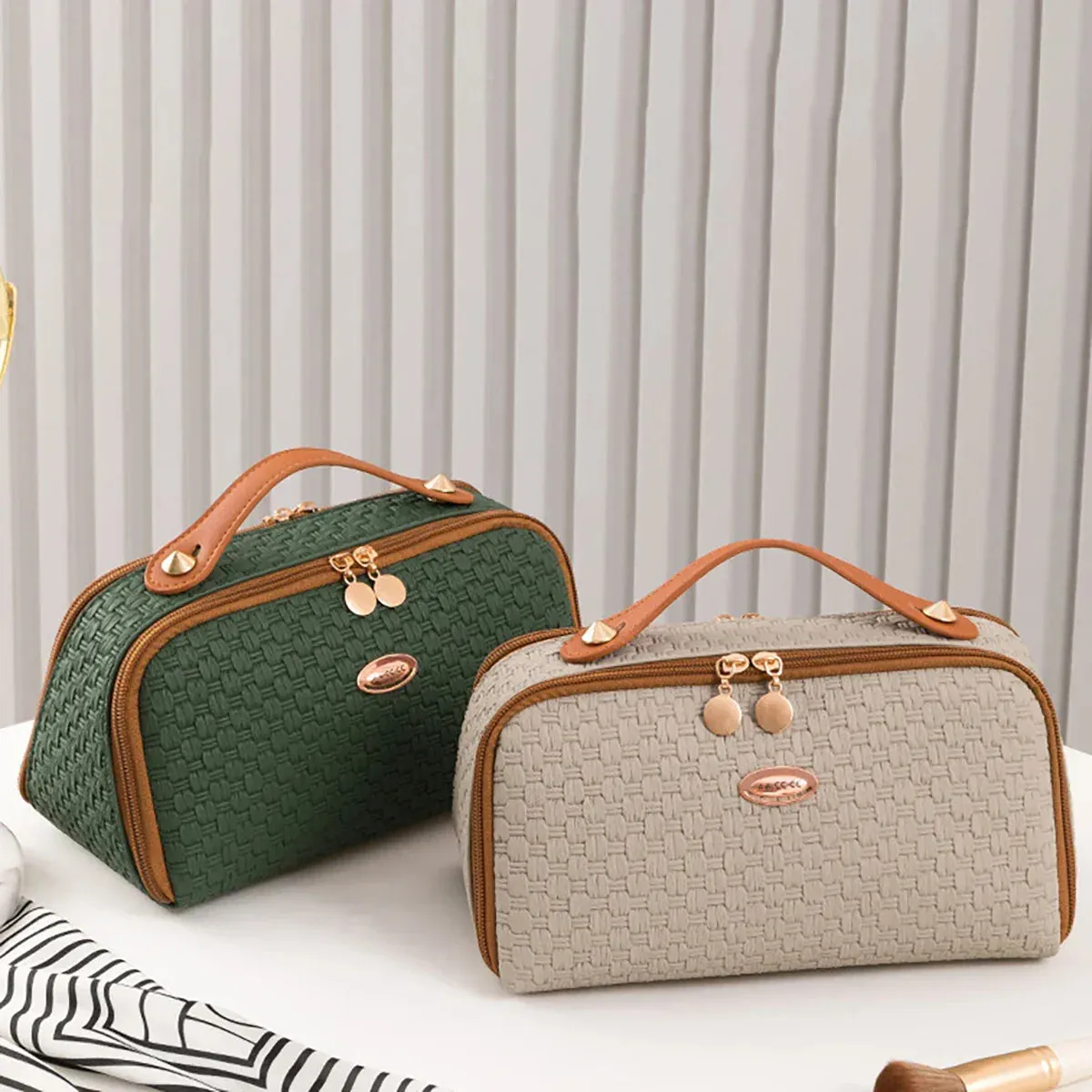 Jemma | Large Capacity Waterproof Cosmetic Makeup Travel Bag