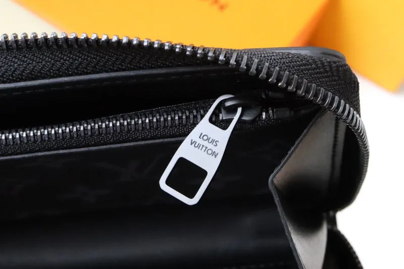 Louis - - Reliable customer support Vuitton 15778 Bags Classy CC Bags