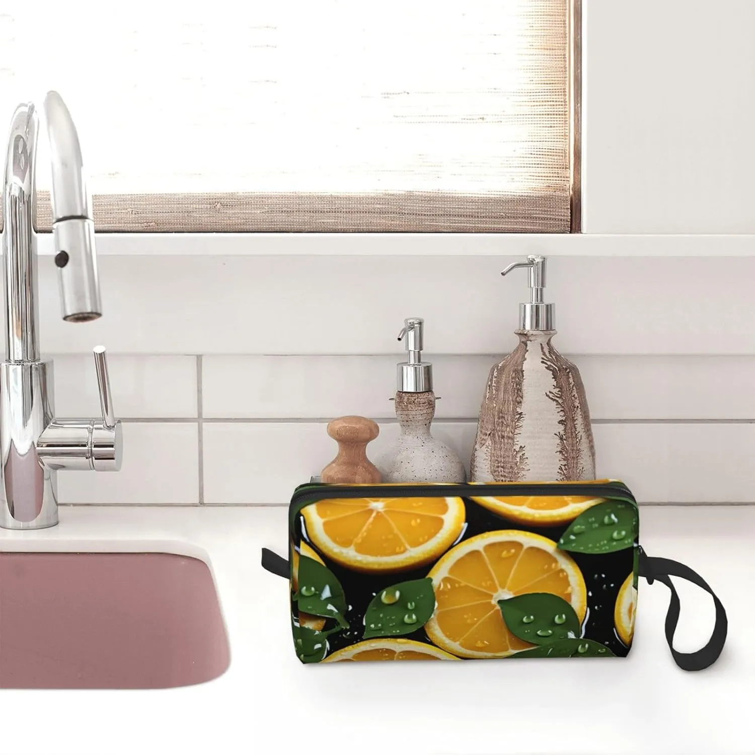 Makeup Bag for Women Orange fruit background Large Capacity Cosmetic Bags Portable Toiletry Bag Travel Storage