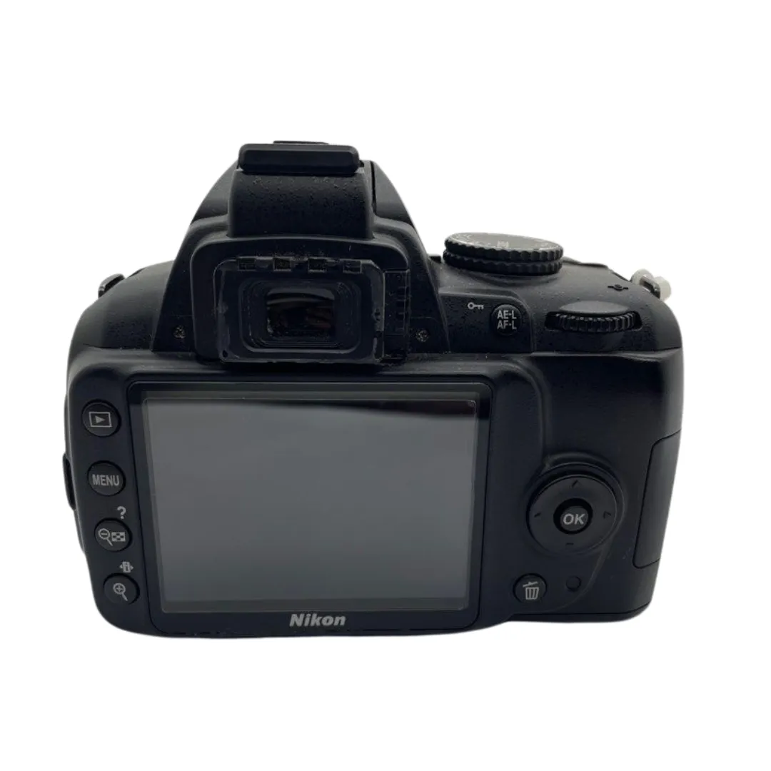 Nikon D3000 DSLR Camera w/Lens 18-55mm