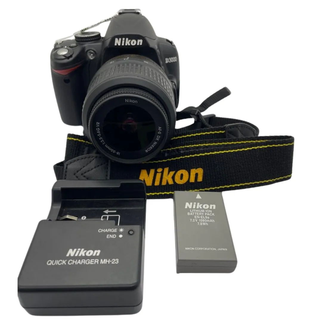 Nikon D3000 DSLR Camera w/Lens 18-55mm