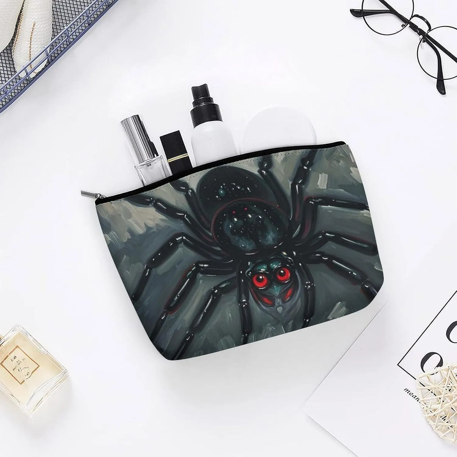 Portable Small Cosmetic Bag Cute Travel Makeup Bag Scary Spider Waterproof Toiletry Bag for Women