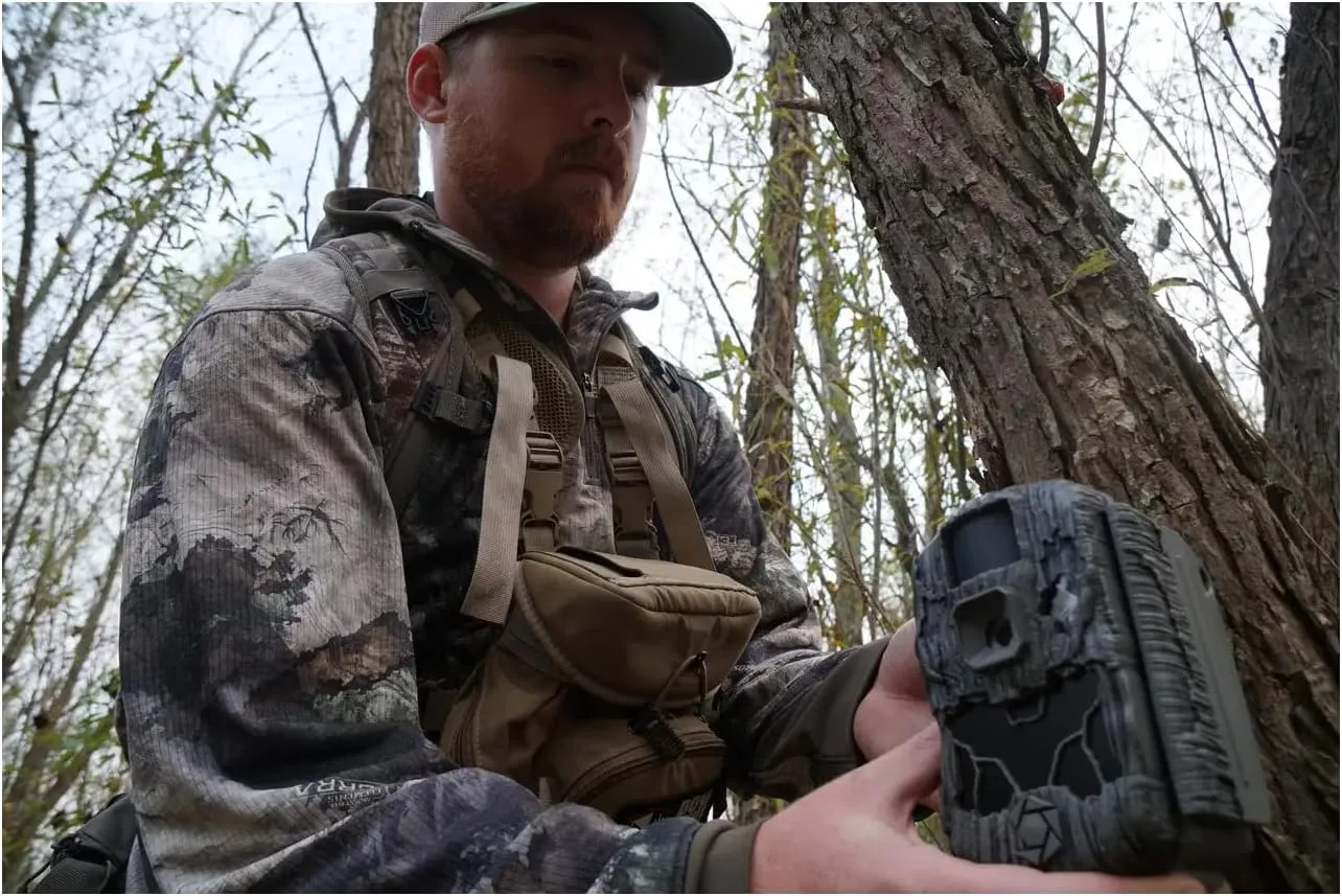 Stealth CAM DS4K 32MP Photo & 4K at 30 FPS Day & Night Video 0.2 Sec Trigger Speed Hunting Game Camera
