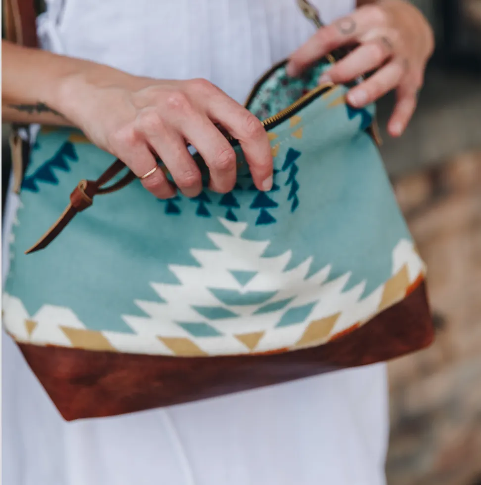 The Alsea Crossbody