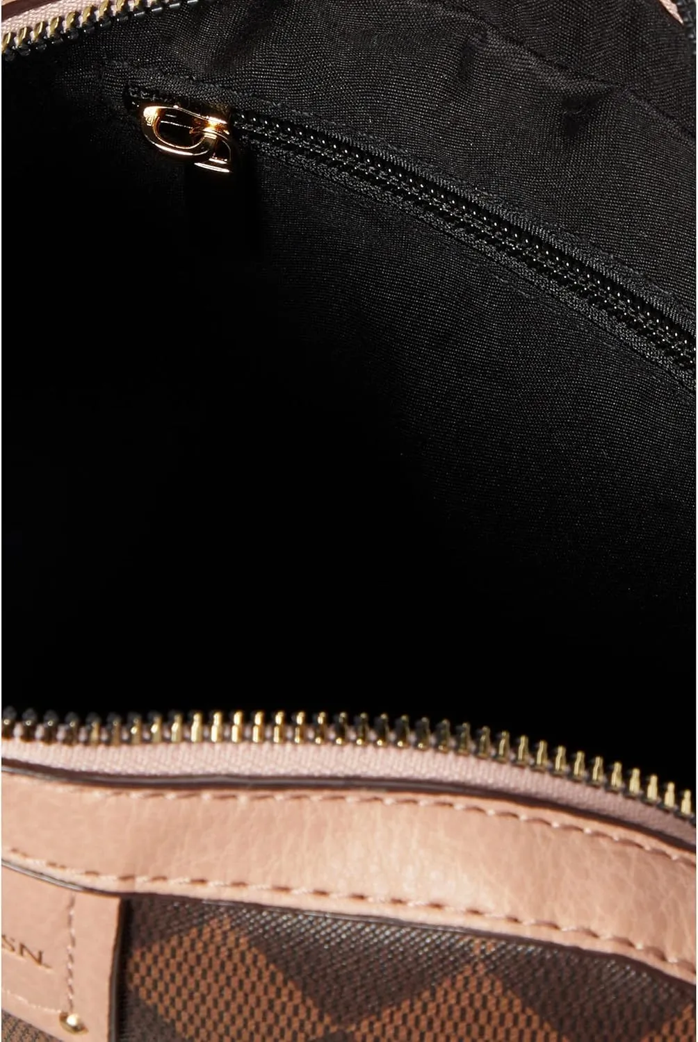 U.S. POLO ASSN. Diamond Signature Crossbody
