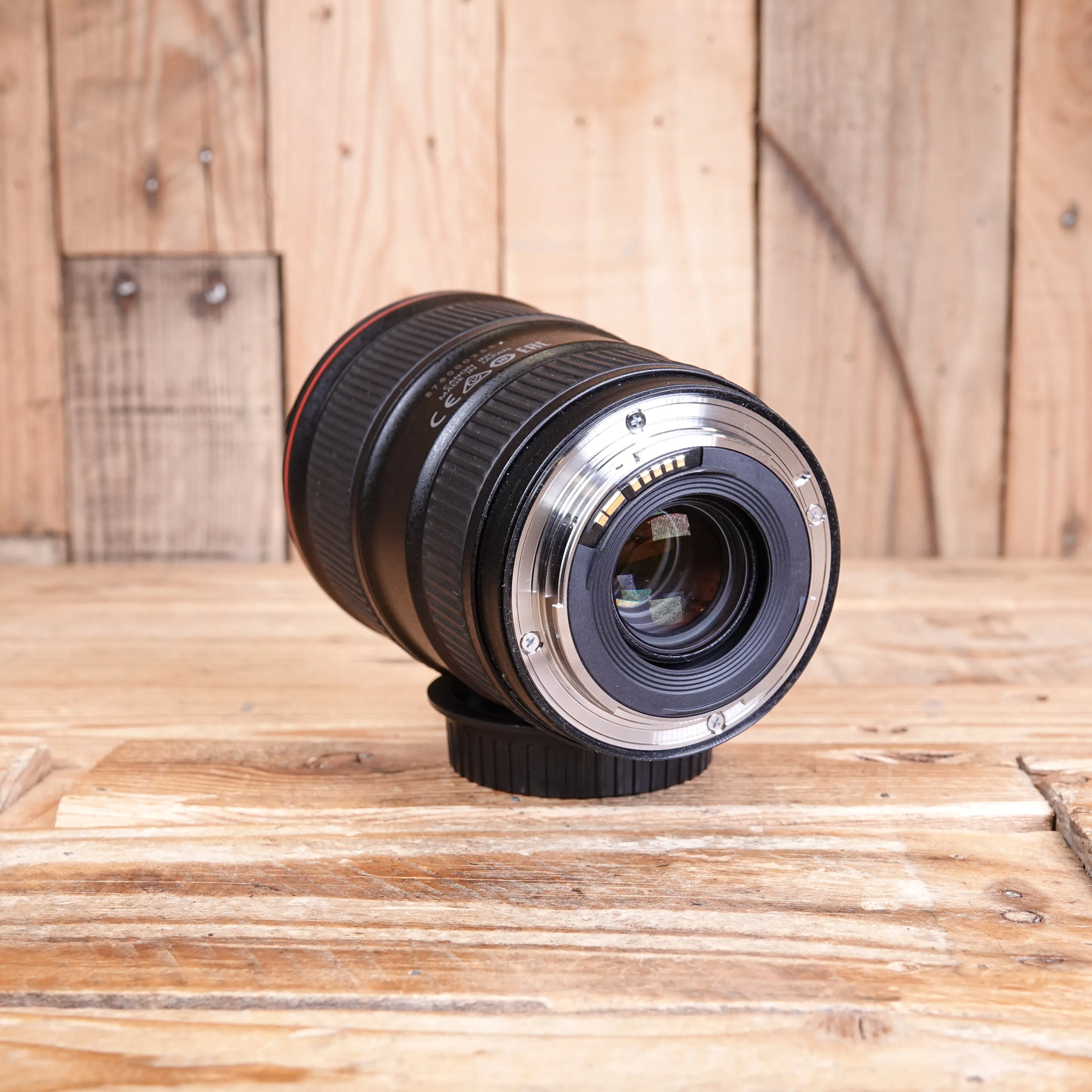 Used Canon EF 16-35mm F4 L IS USM Lens