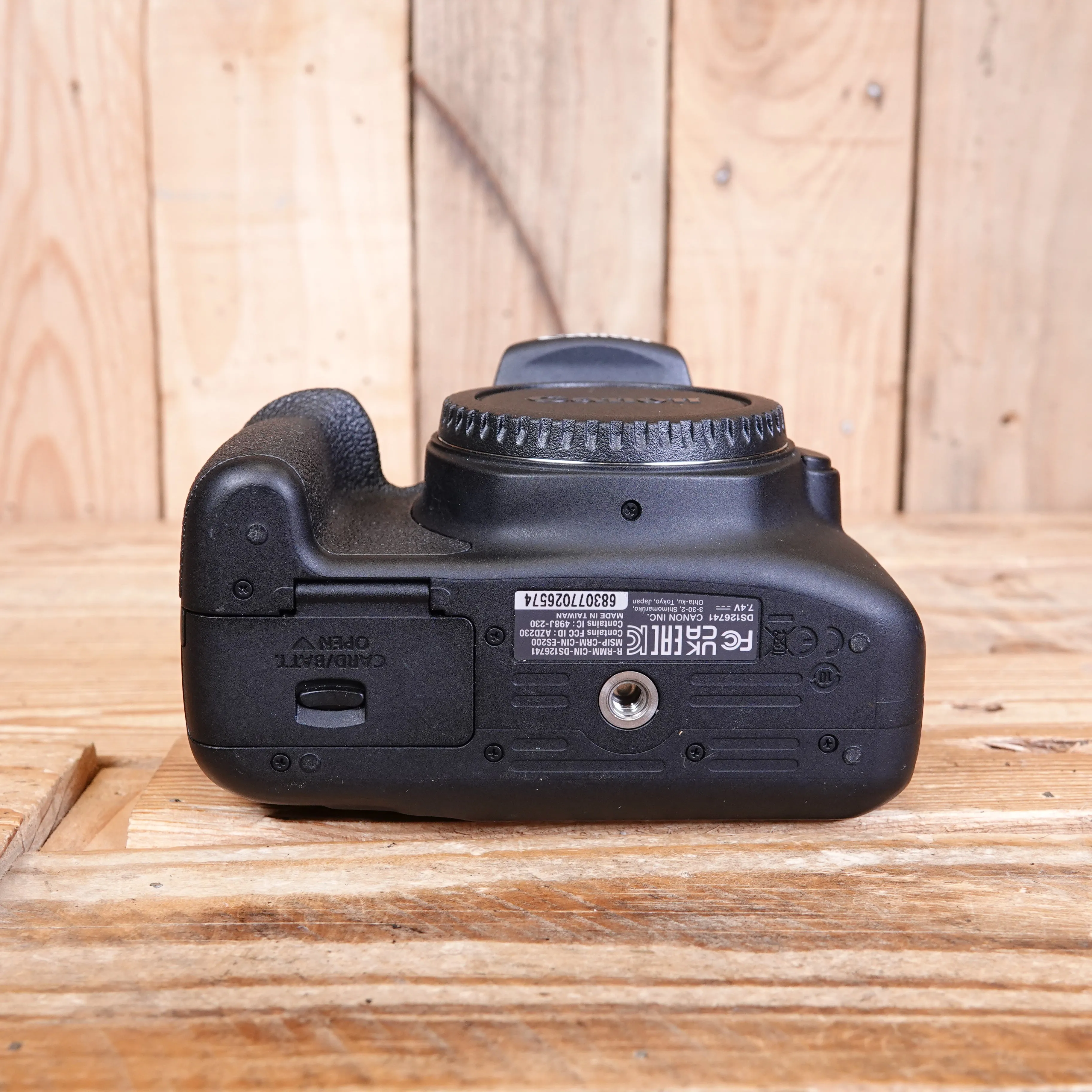 Used Canon EOS 2000D DSLR Camera Body