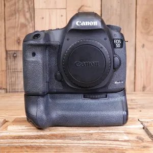 Used Canon EOS 5D Mark III Digital SLR Camera with BG-E11 Grip