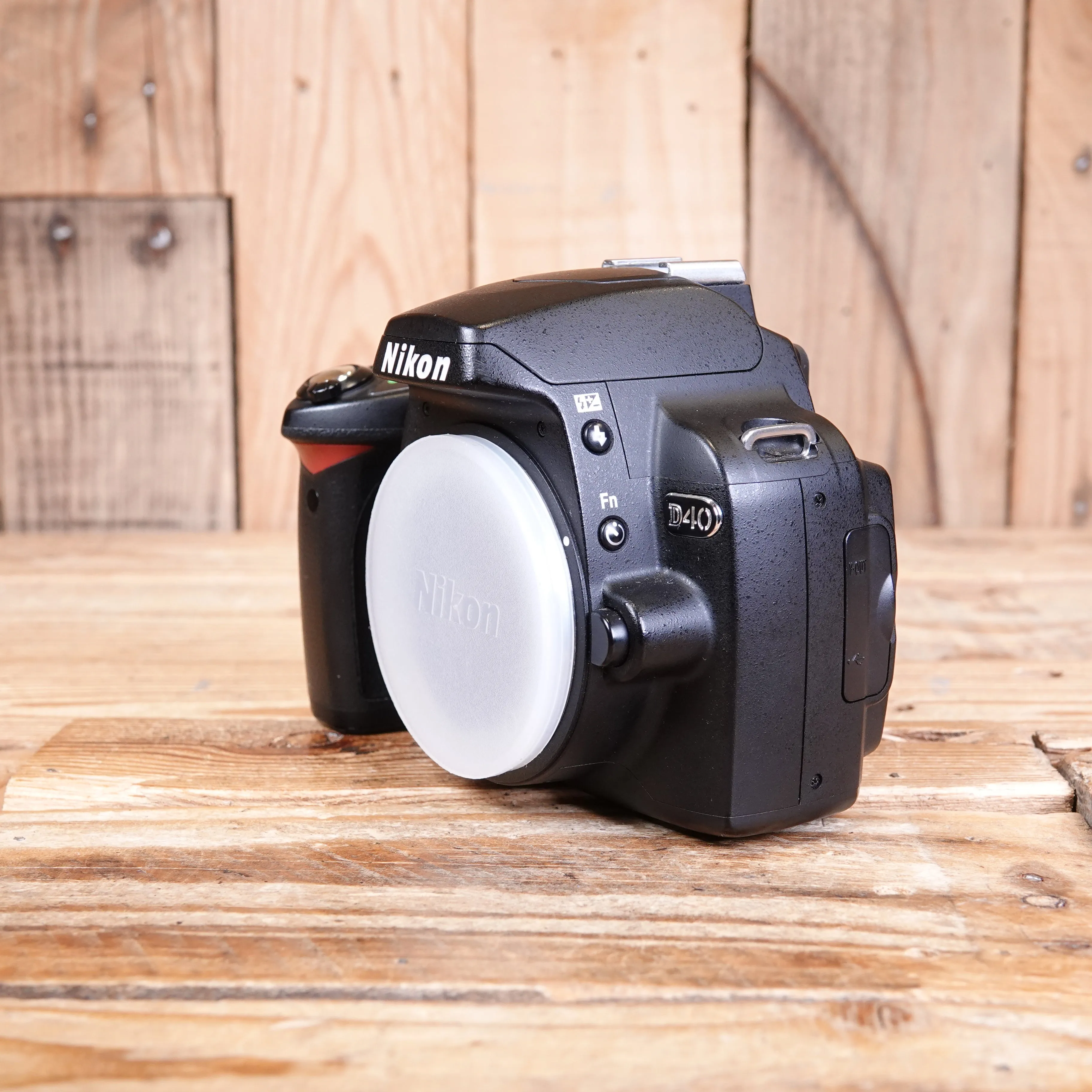 Used Nikon D40 Digital SLR Camera Body