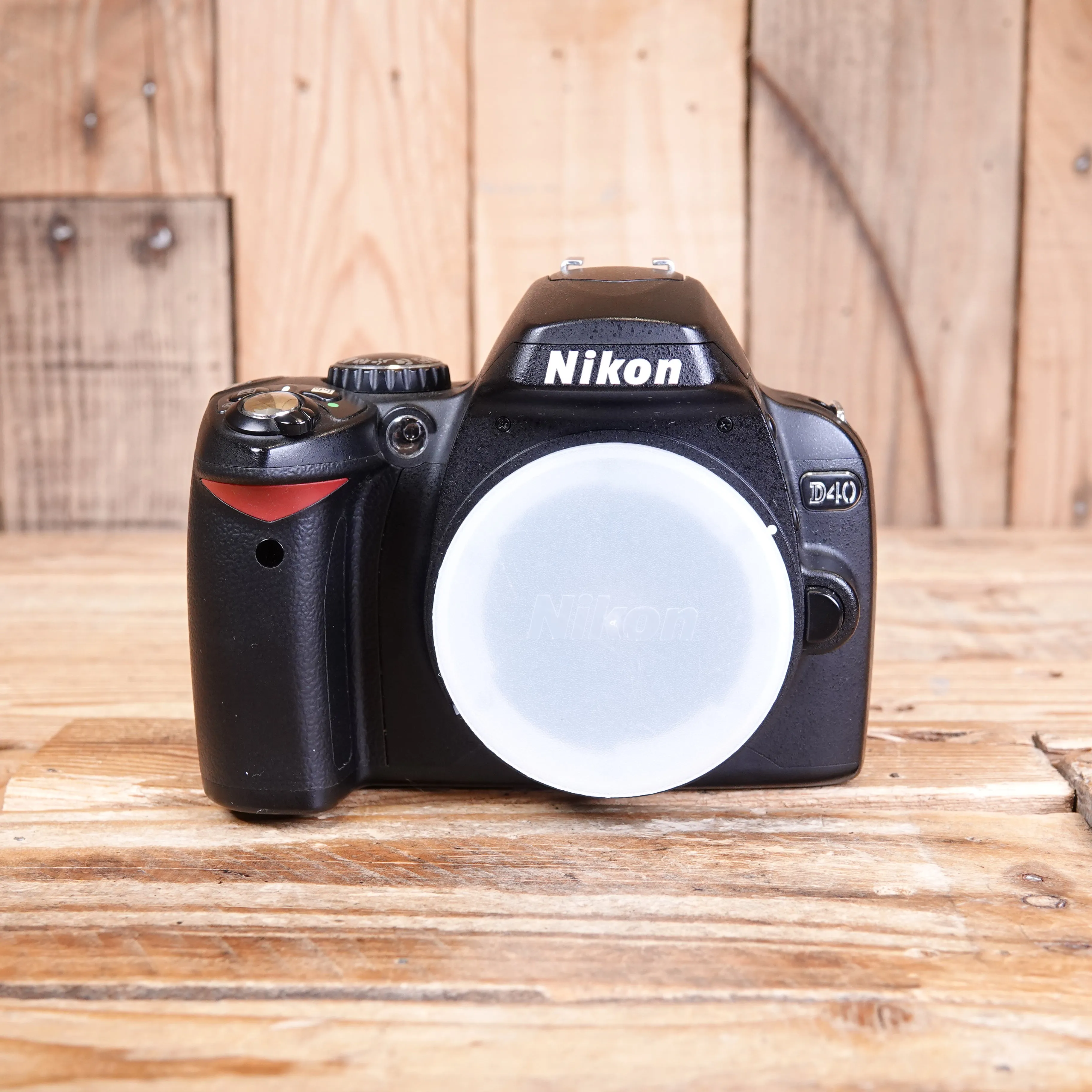 Used Nikon D40 Digital SLR Camera Body