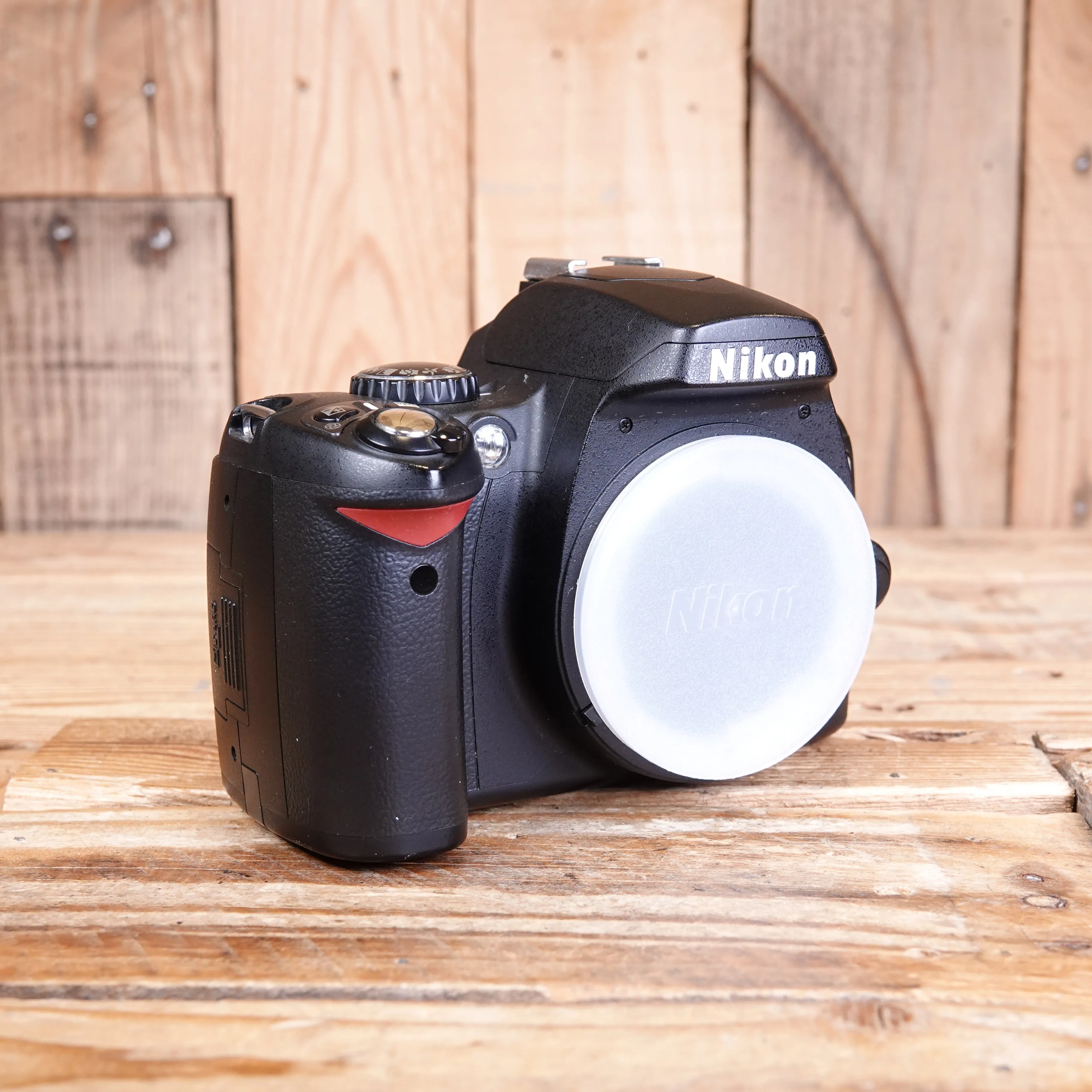 Used Nikon D40 Digital SLR Camera Body