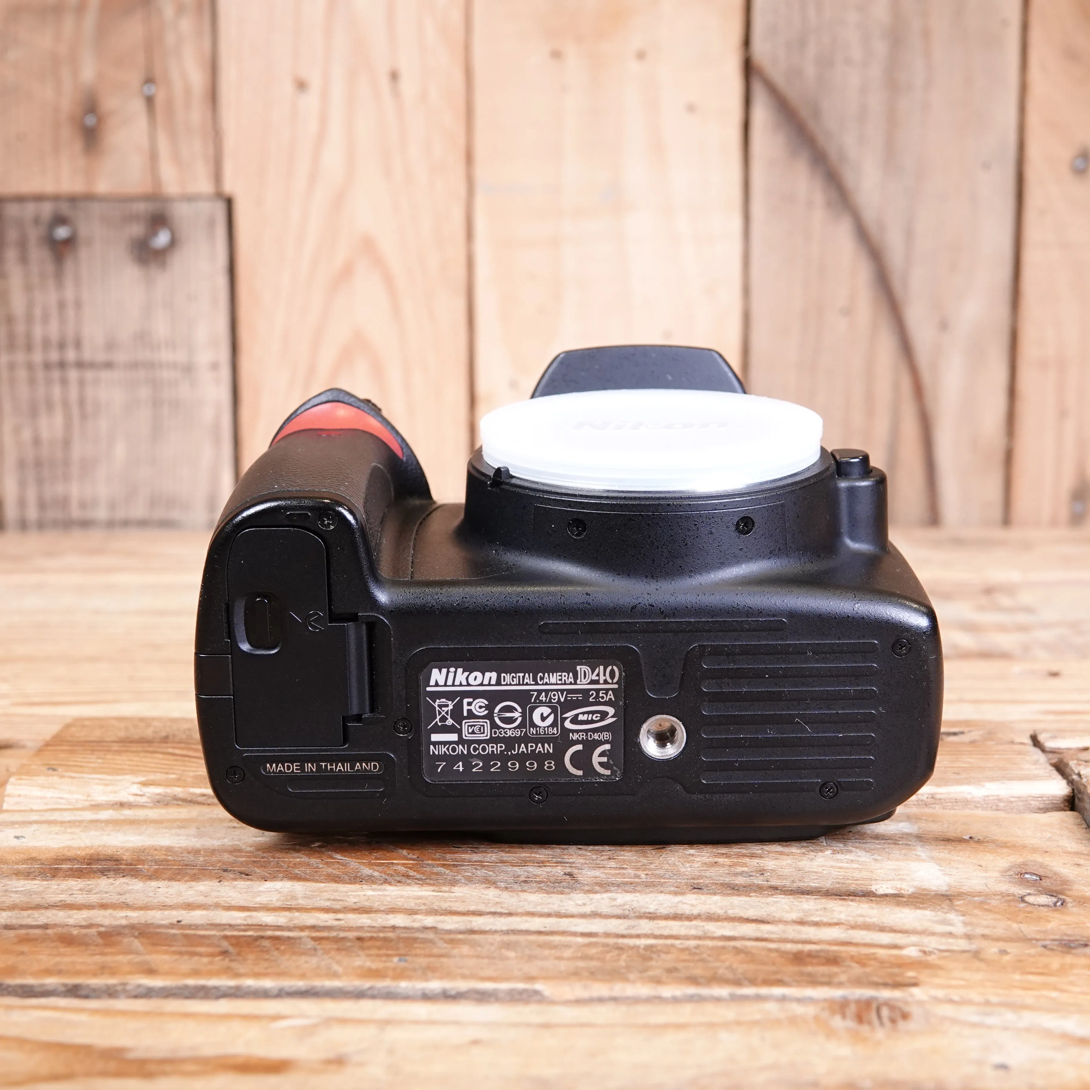 Used Nikon D40 Digital SLR Camera Body
