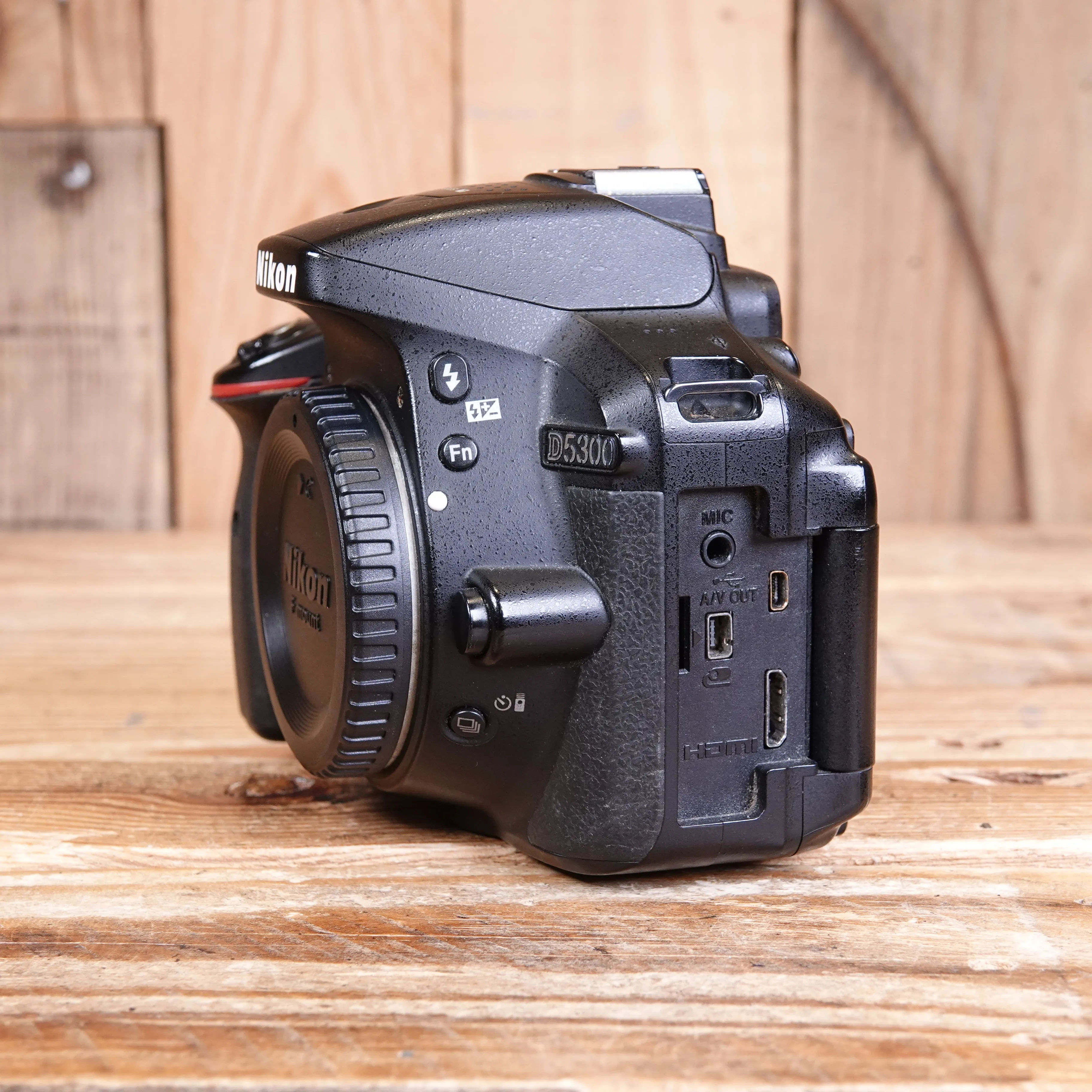 Used Nikon D5300 Camera Body