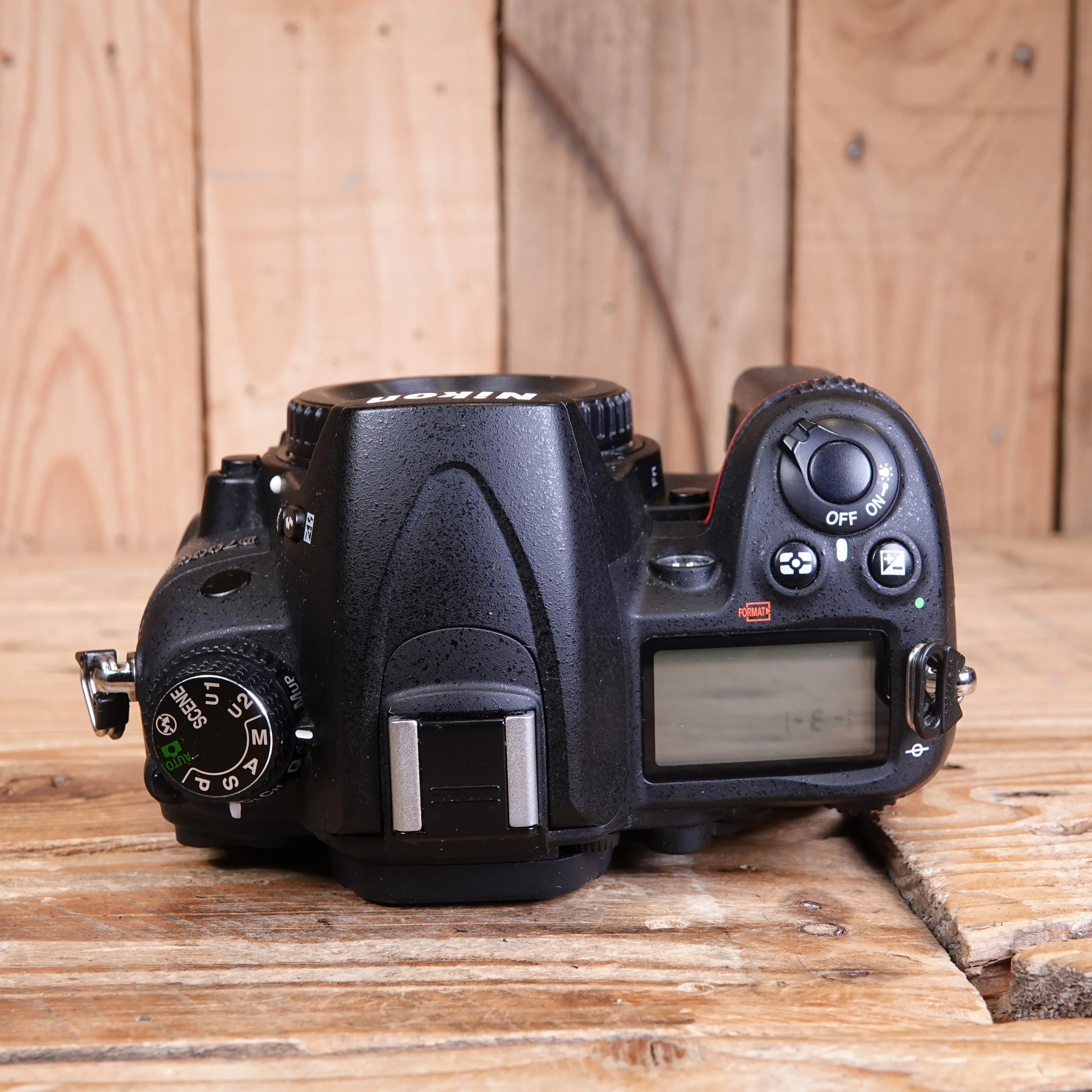 Used Nikon D7000 DSLR Camera Body
