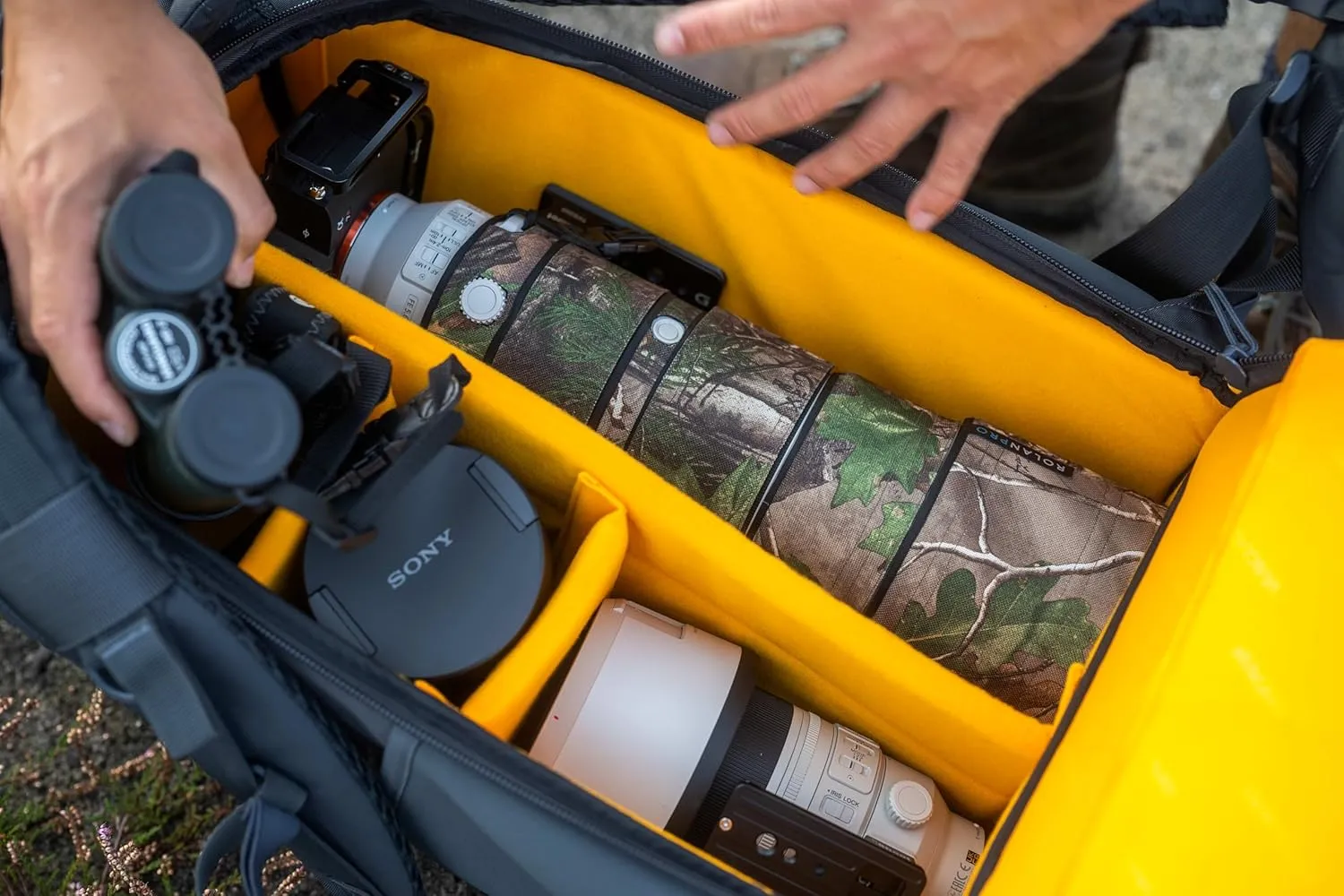 VANGUARD Alta Sky 62 Camera Backpack for up to 600 mm lens attached to a DSLR or Full-Frame Mirrorless Body