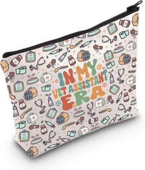 WCGXKO Vet Assistant Gift Vet Tech Gift Veterinarian Graduation Gift In My Vet Assistant Era Makeup Bag (Vet Assistant Era Bag)